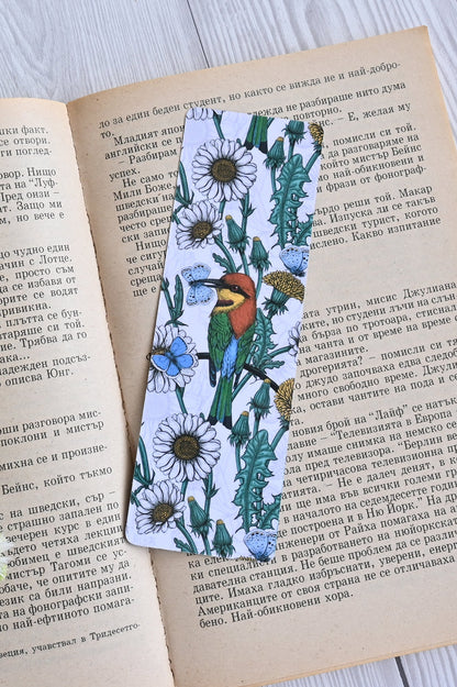 Bee - eater and daisies bookmark - katerinamitkova