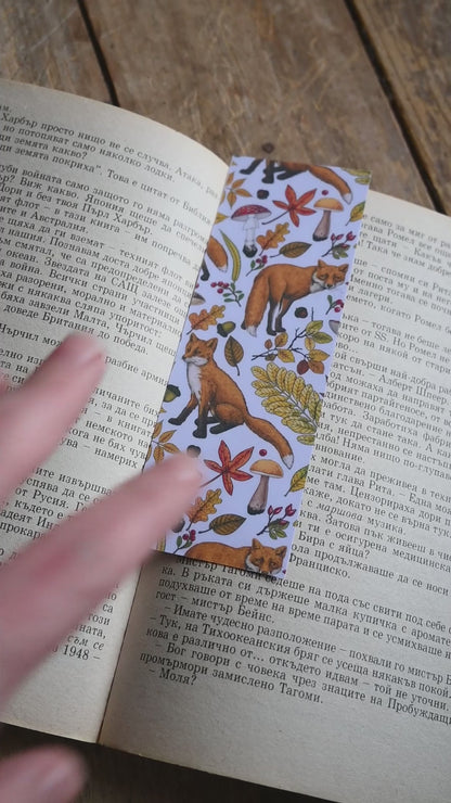 Autumn foxes pattern Bookmark