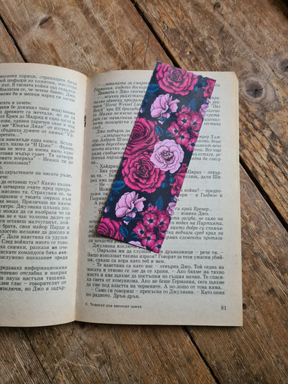 Roses pattern Bookmark - katerinamitkova